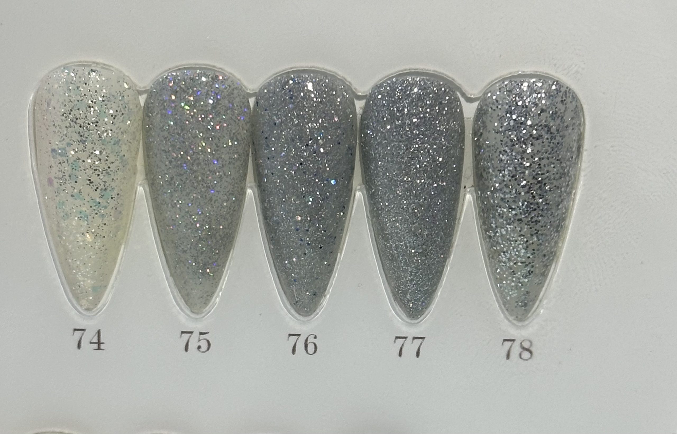 Esmaltes selecciona desde el 74 hasta 78 Navi